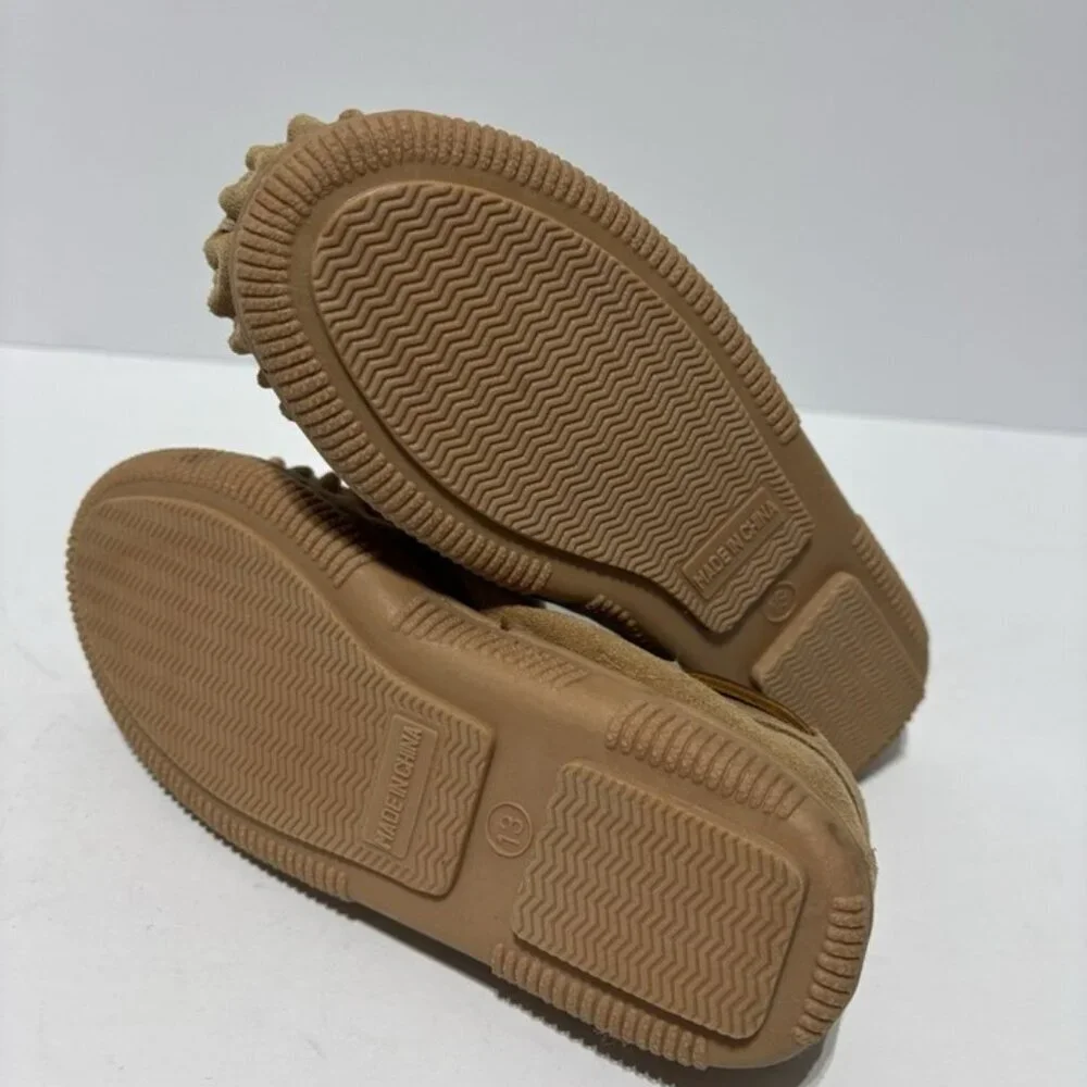 Minnetonka Little Kids’ Brown Moccasin Slippers, Boys’ Size 13 M